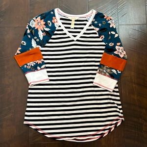 Adult Matilda Jane shirt Sz Small